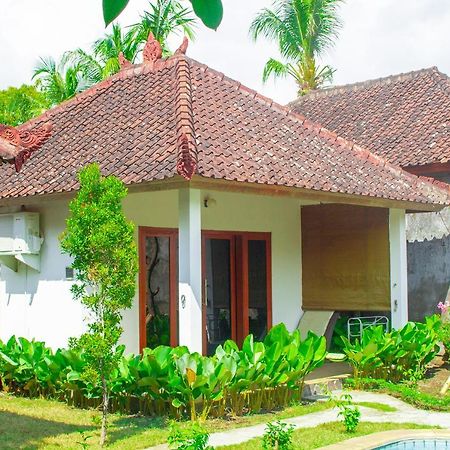 Ocean Sun Homestay Tulamben Eksteriør billede
